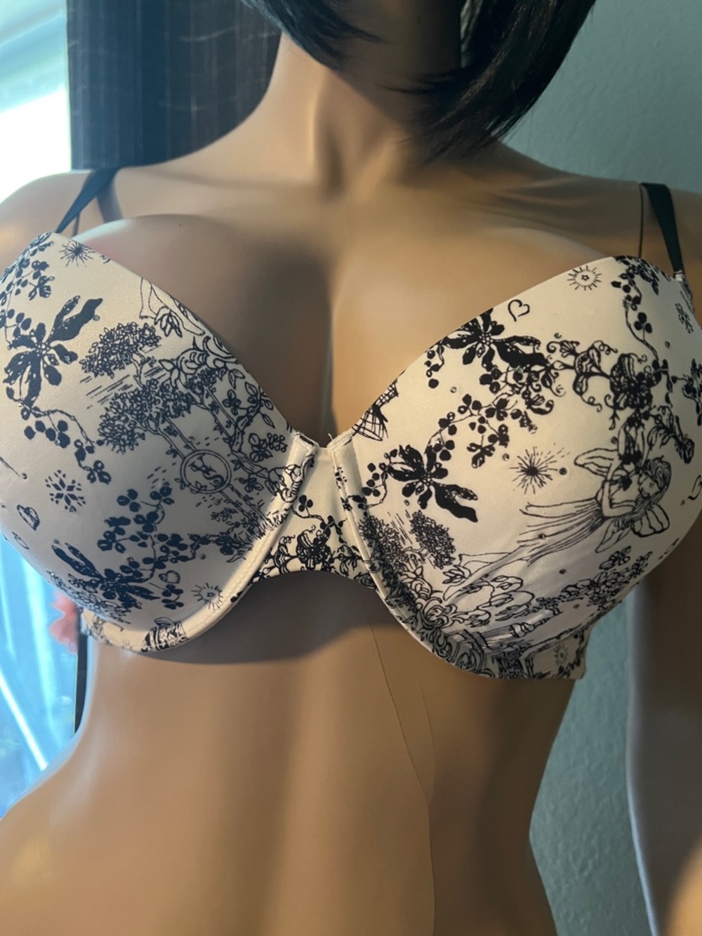 NWOT Victoria Secret Biofit Demi Bra  S36DD
